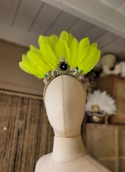Diadem six