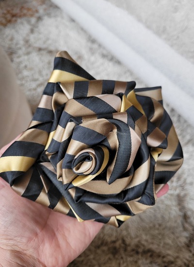 Premiere Rose
