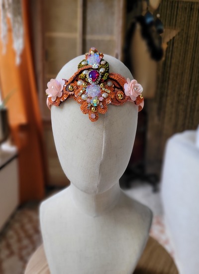 Sequin four