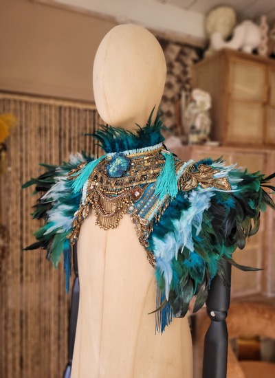 Turquise shoulderpiece